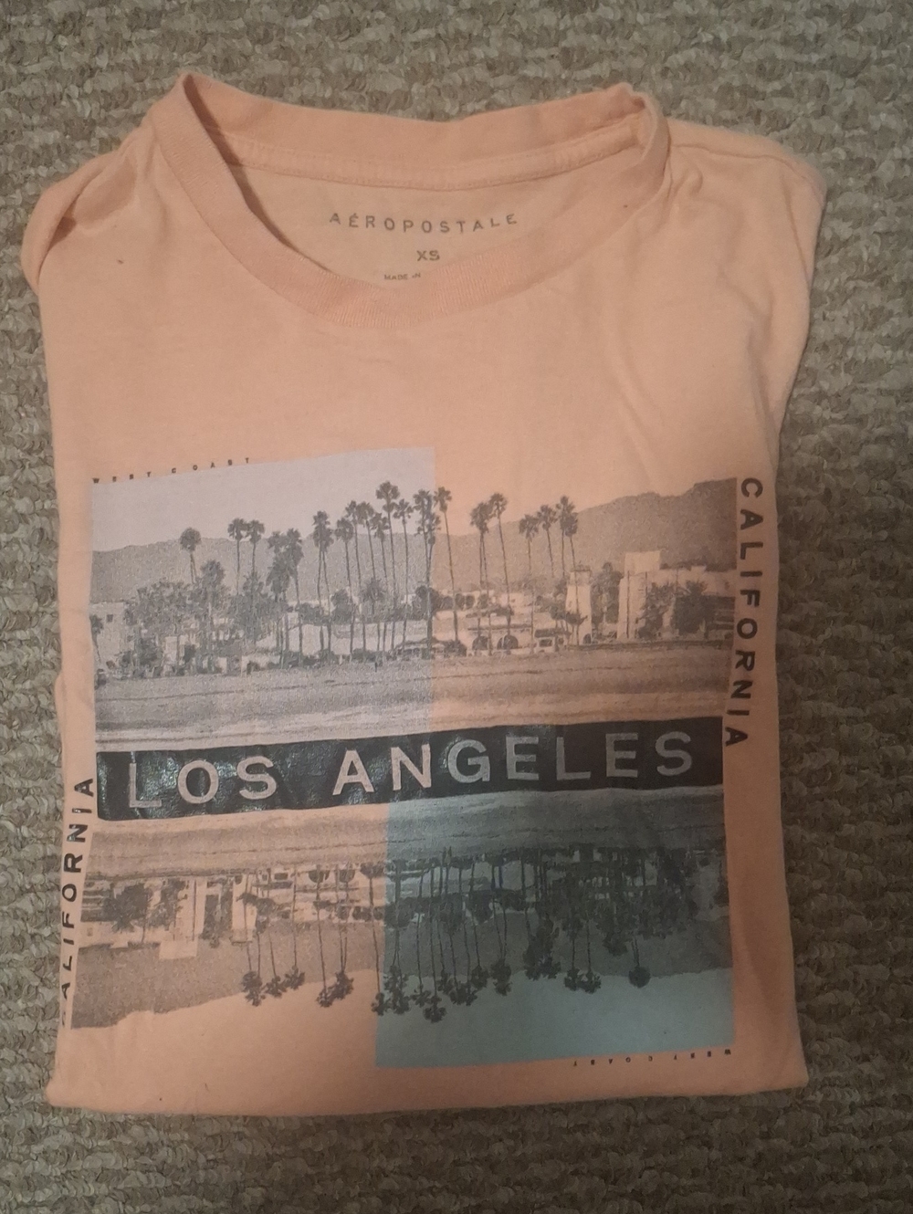 Aeropostale Peach Short-Sleeve Los Angeles Graphic Tee